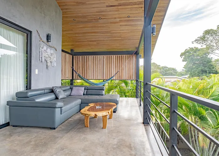 Villa Bernard - Luxurious Walking Distance To The