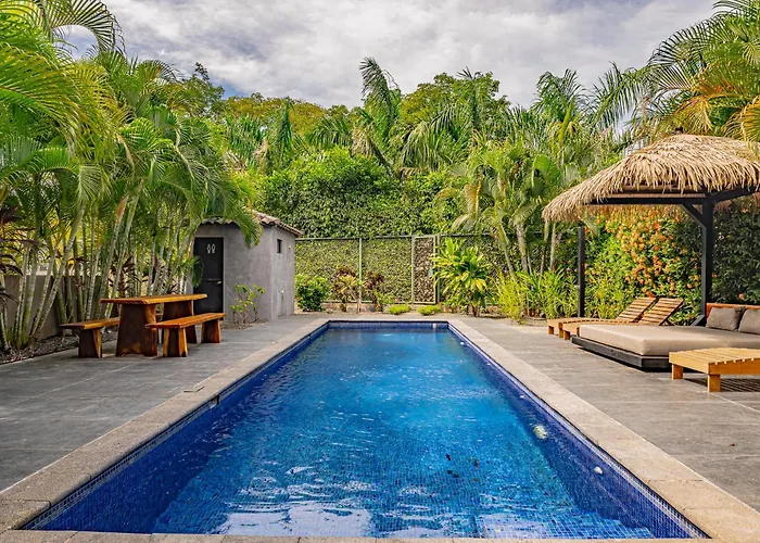 Bernard - Luxurious Walking Distance To The * Tamarindo