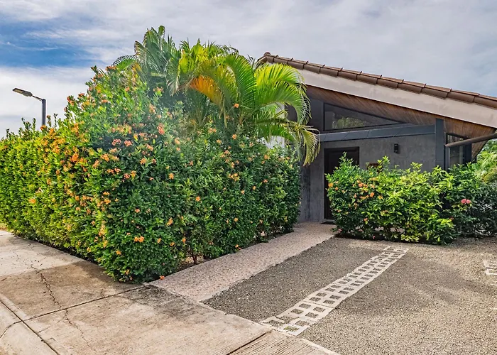 Villa Bernard - Luxurious Walking Distance To The