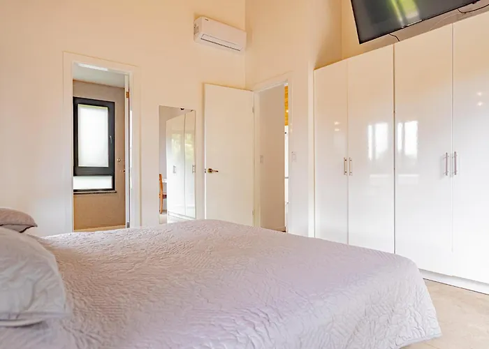 Bernard - Luxurious Walking Distance To The Villa Tamarindo