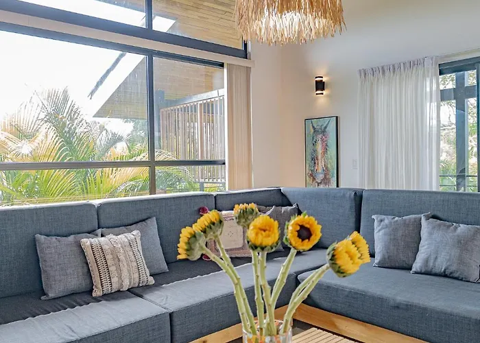 Bernard - Luxurious Walking Distance To The *